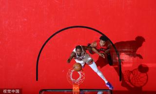 灰暗球场与 灰暗球场与