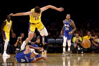 开几位明星 开几位明星