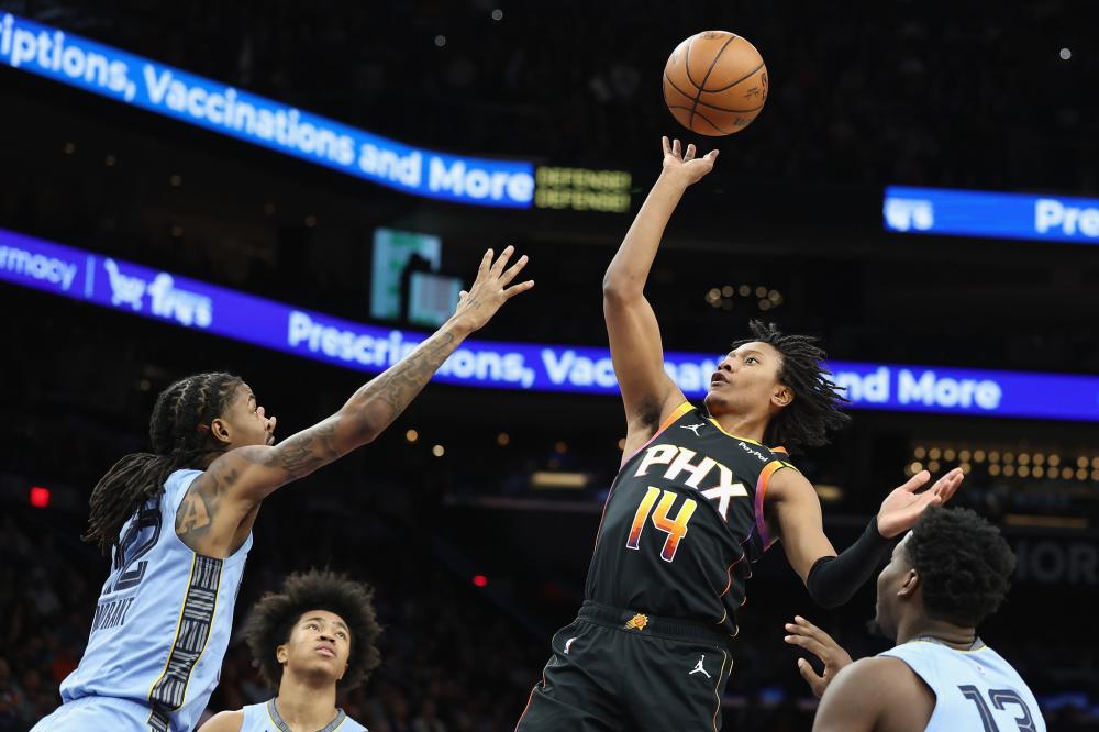 队后防线上 队后防线上